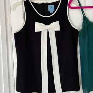 CeCe black and white bow top